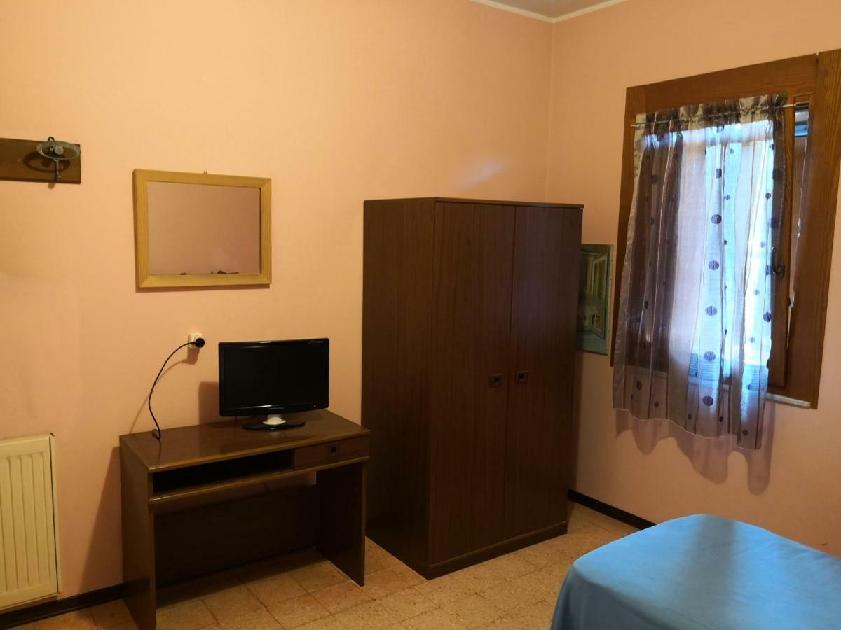 فندق Trattoria Bar Oasi Pocenia المظهر الخارجي الصورة